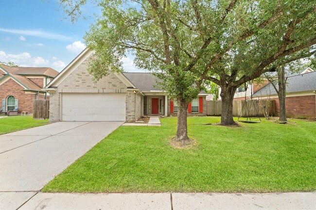 Photo - 3909 Greenwood Dr House