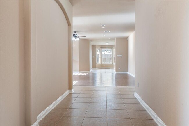 Photo - 1709 Greenside Trail