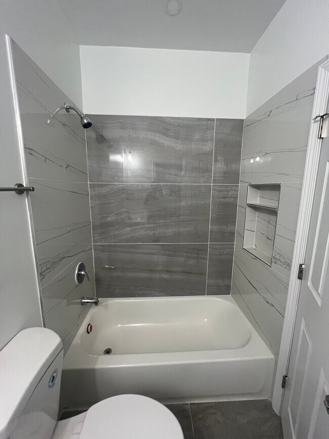 1919 McCulloh St Unit 2
