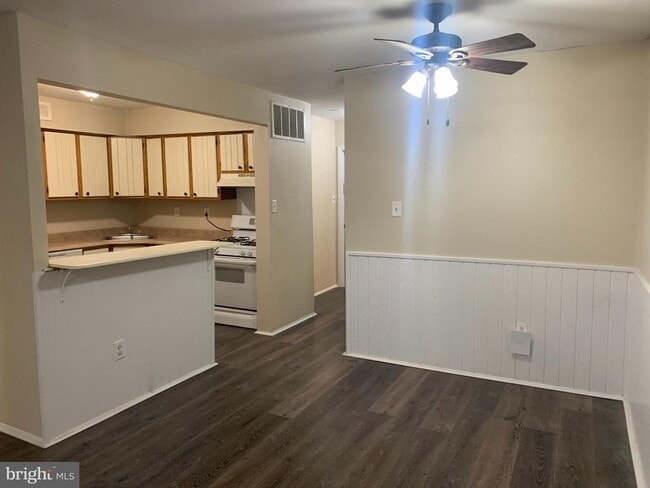 Building Photo - 2840 Brighton Pl Rental