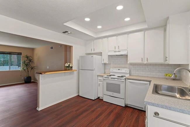 Photo - 39220 San Francisquito Canyon Rd