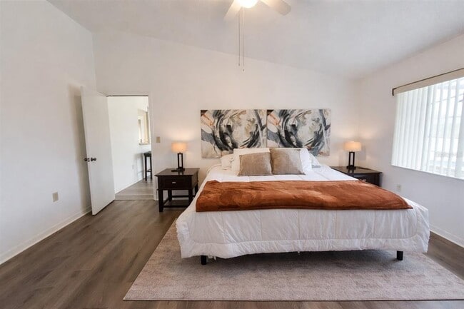 Photo - 138 Valentino Ct