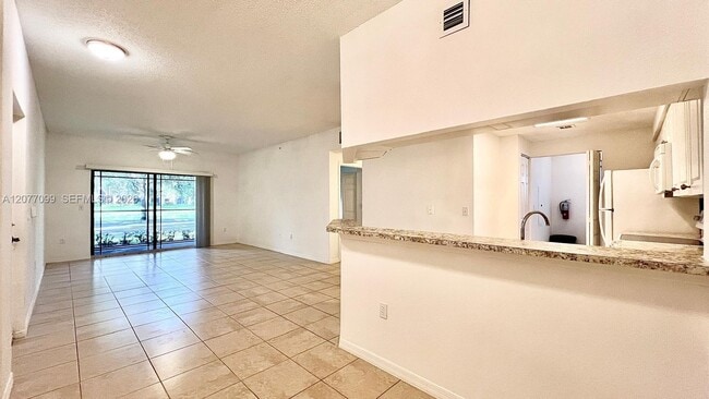Photo - 3021 Alcazar Pl Unit 101