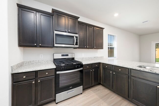 Photo - 15462 Maple Ter Dr