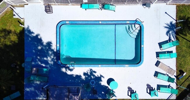 Photo - 1720 NW 37th St