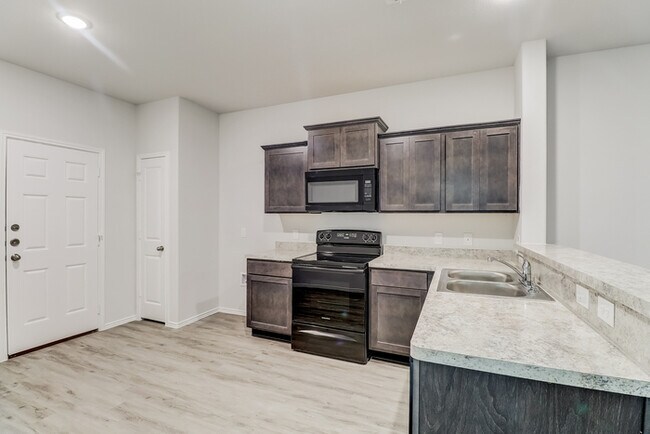 Photo - 3706 Ruth Dr