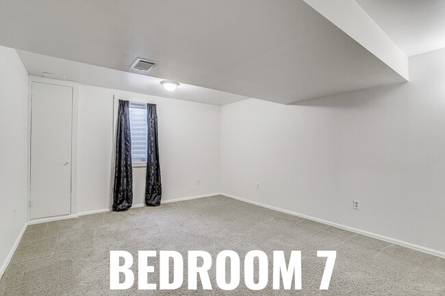 Photo - 2860 S Golden Way Unit 7