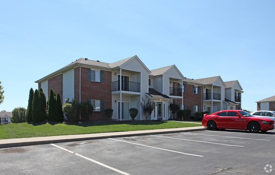 Knollwood Crossing Apartments For Rent in Hamilton, OH