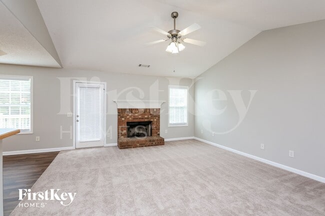 Photo - 833 Brandon Dr