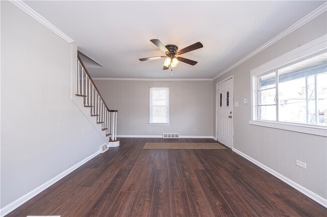 Photo - 741 Griffith St