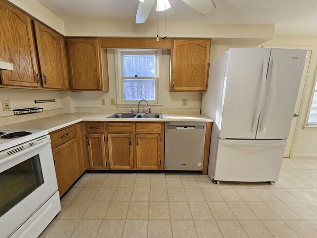 Photo - 27 Candlewood Ln Unidad 27D