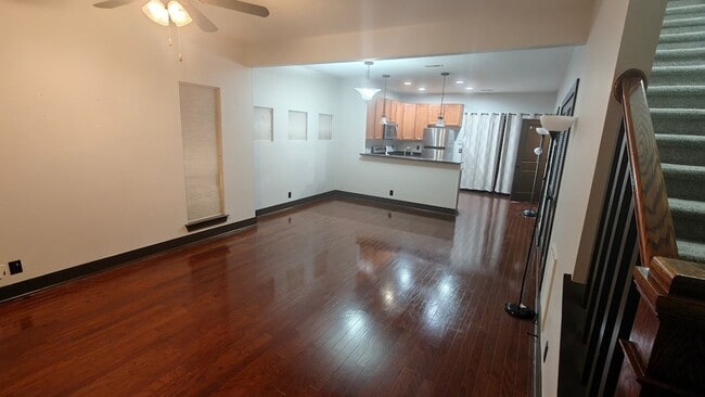 Photo - 3523 Steffisburg Dr