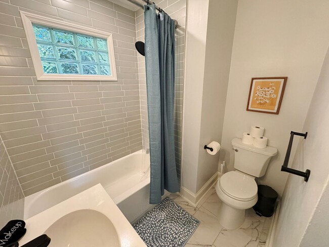 Photo - Renovated 2 Bed 1 Bath Home