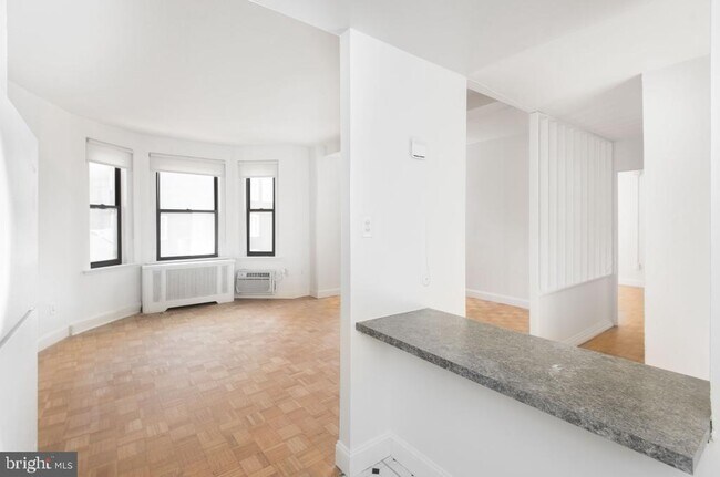 Photo - 1218 Walnut St Unit 506