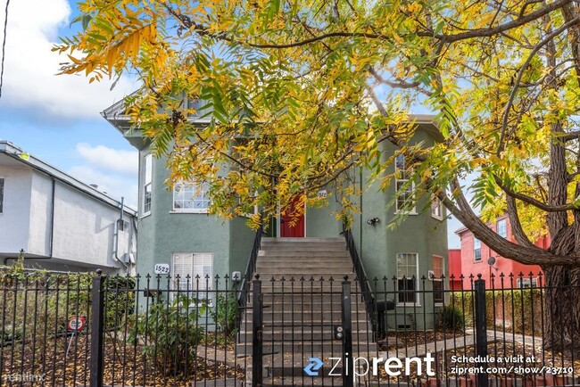 3 br, 2 bath Triplex - 1522 Harmon St, Ber... - 3 br, 2 bath Triplex - 1522 Harmon St, Ber... Condo