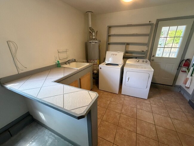 Photo - 299 Anchors Pl