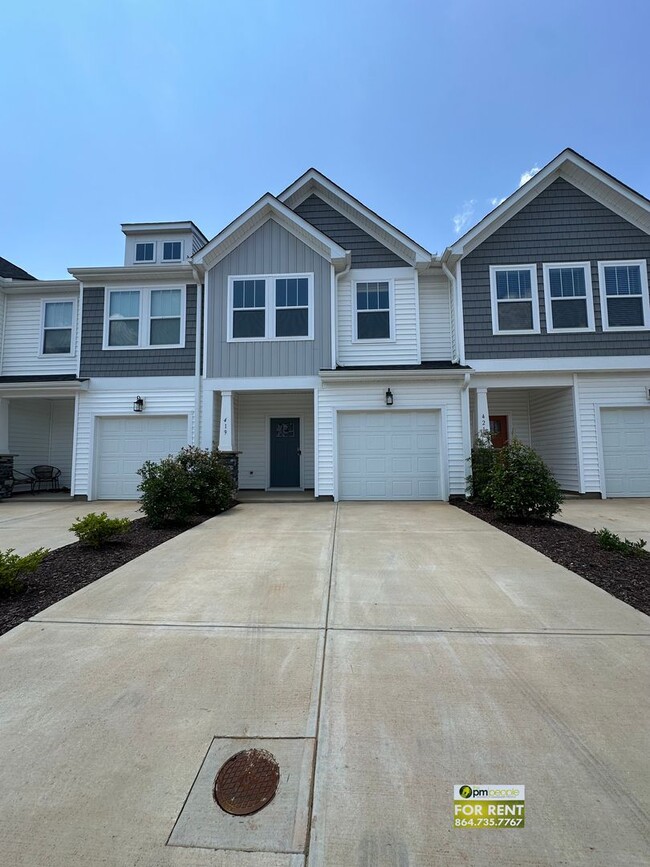 3/2.5 Townhome Available Now! - 3/2.5 Townhome Available Now!