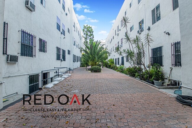 2915 Sunset Pl Unit 310