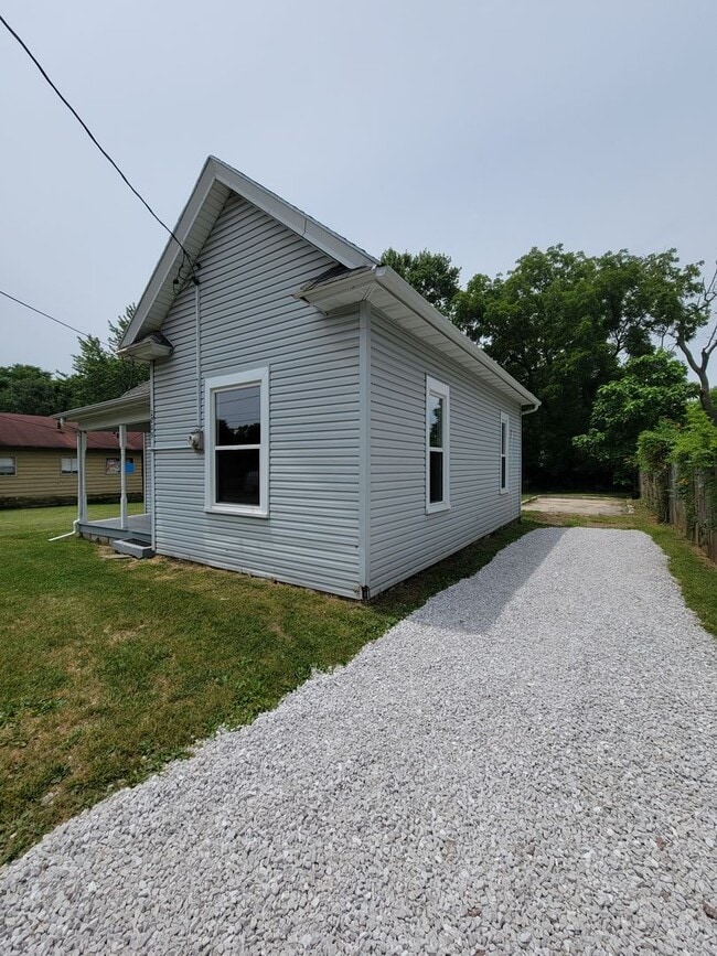 Photo - 2209 N Travis Ave