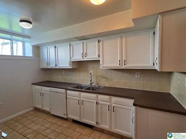 Photo - 312 S 17th St Unit 9