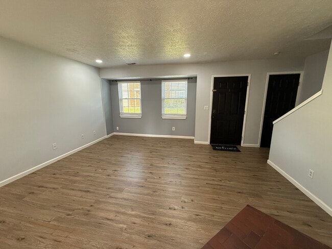 Photo - 1823 Worthington Run Dr