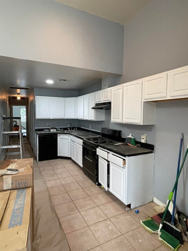 Photo - 104 Clinton Ave Unit 3