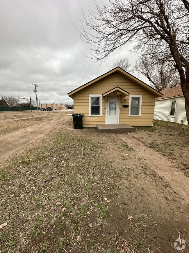 Building Photo - 1 Bedroom, 1 Bathroom House