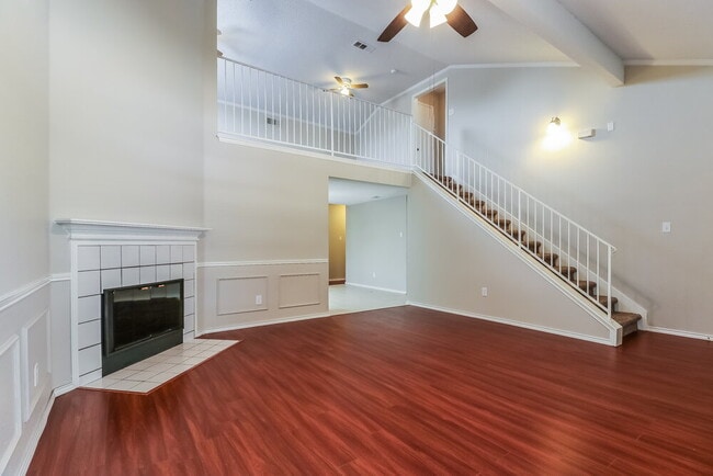 Photo - 401 Meadow St