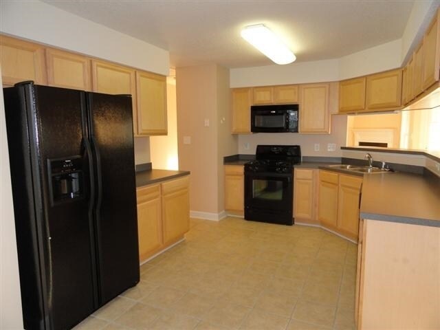 Photo - 215 Stagecoach Dr