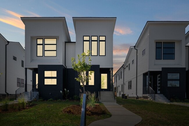 Photo - 2523 W Heiman St