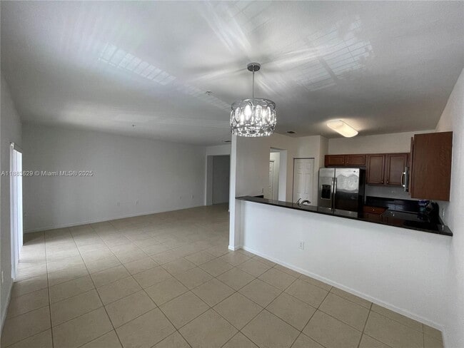 Photo - 8760 NW 97th Ave Unidad 211