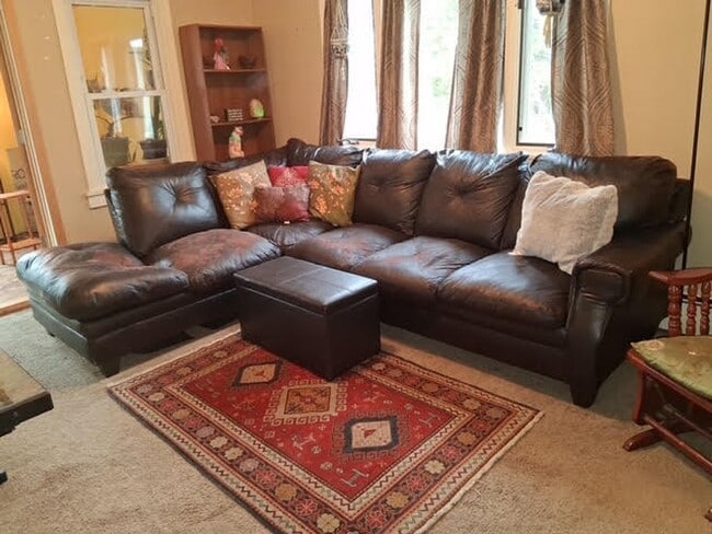 Photo - Furnished single family home