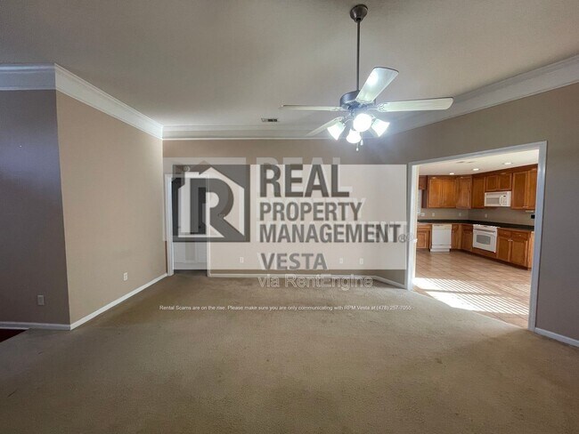 Photo - 316 Wynfield Ln