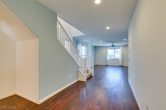 Photo - 10465 Saddle Mountain St