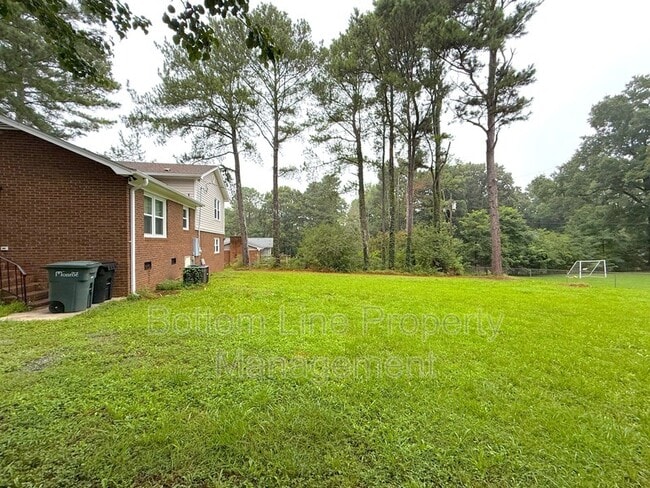 Photo - 1714 Sue St