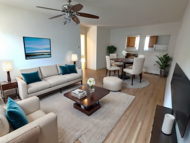 Photo - 500 N York Rd Unidad H2