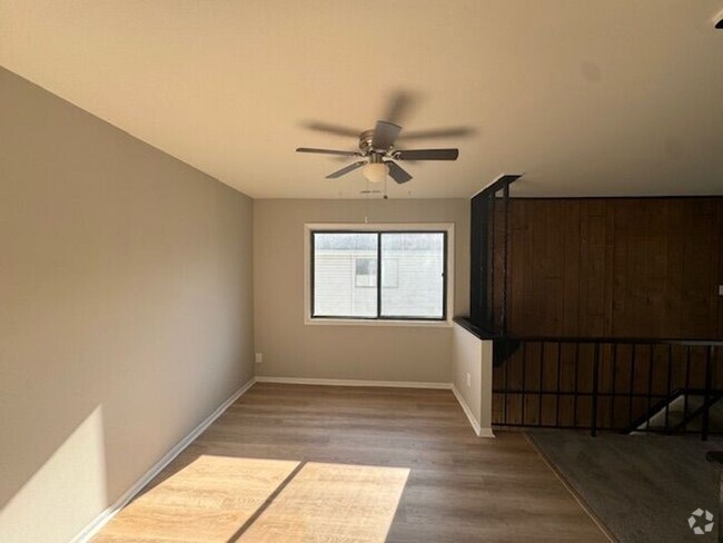 Building Photo - Cozy and Convenient 2-Bedroom Condo