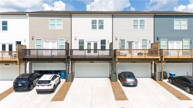 2675 Whistler Wy NE