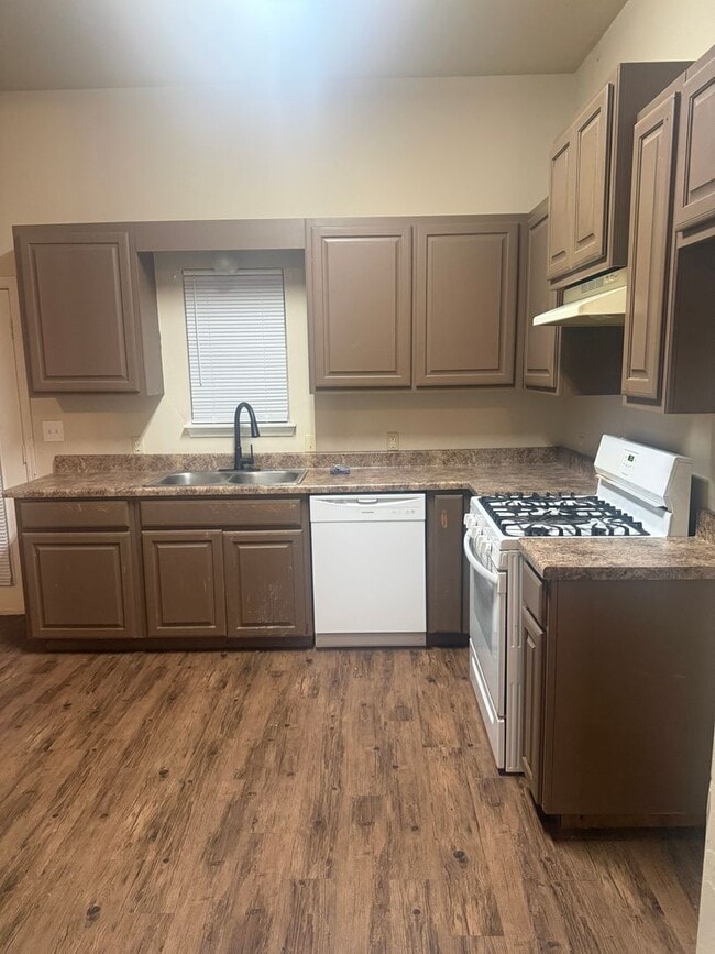 Photo - 11817 NW 7th St