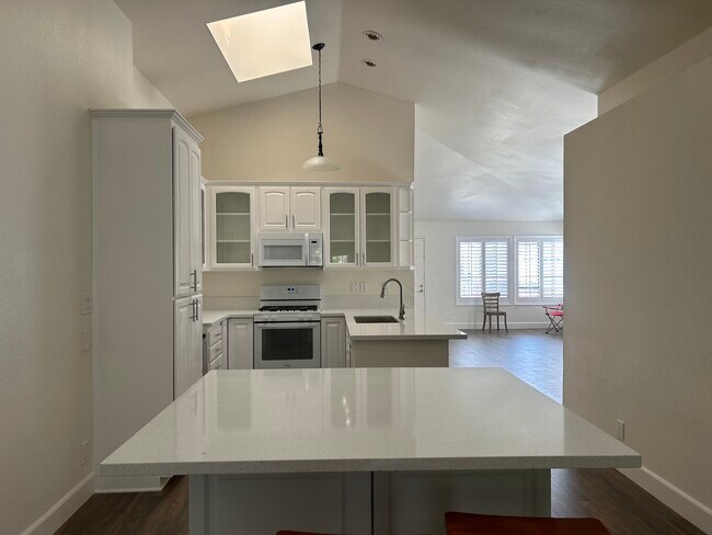 Photo - 2034 Riverbirch Dr