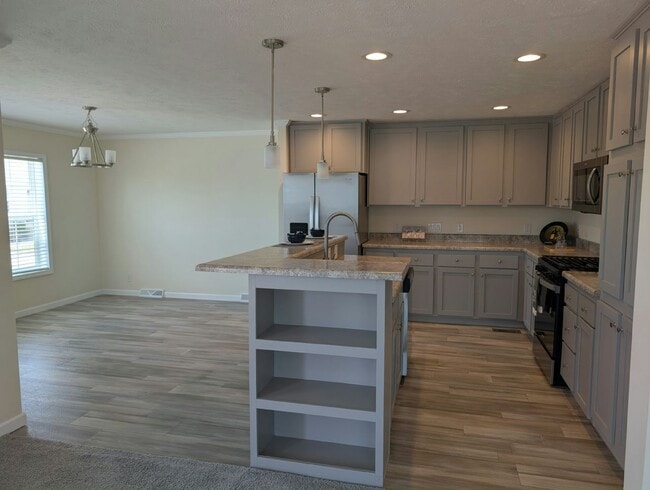 Building Photo - 52546 Elmcrest Ct Rental