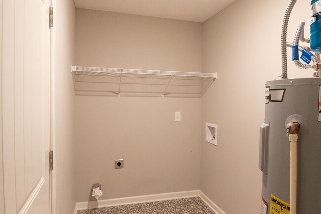 Photo - Fantastic, end-unit townhome in desirable Shelton Crossing!