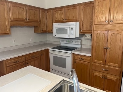 Photo - 8 Oakland St