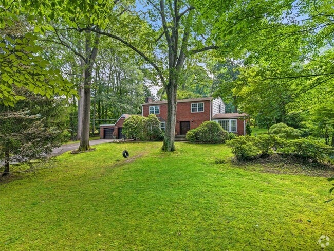 Building Photo - 62 Sprain Valley Rd Rental