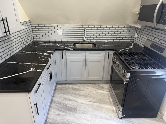 78 Milne St Unit 1