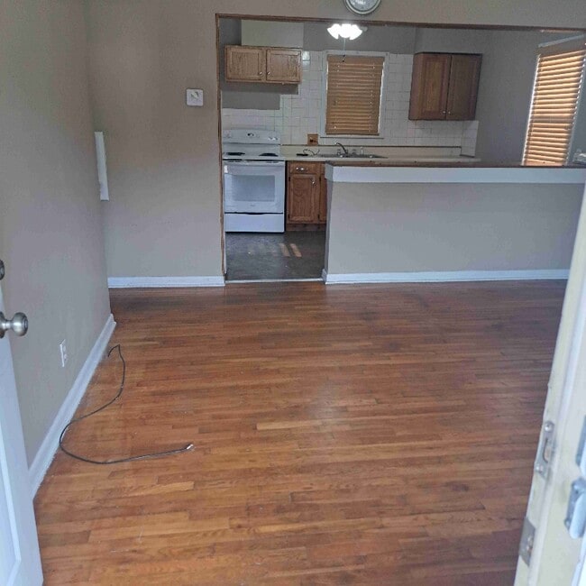 Photo - 1106 Stack Ave