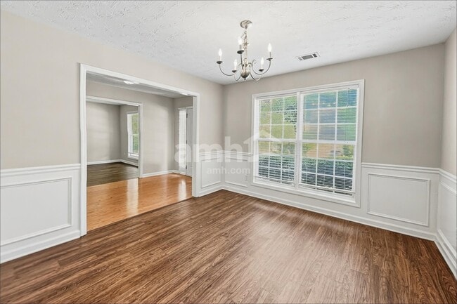 Photo - 1558 Great Shoals Cir