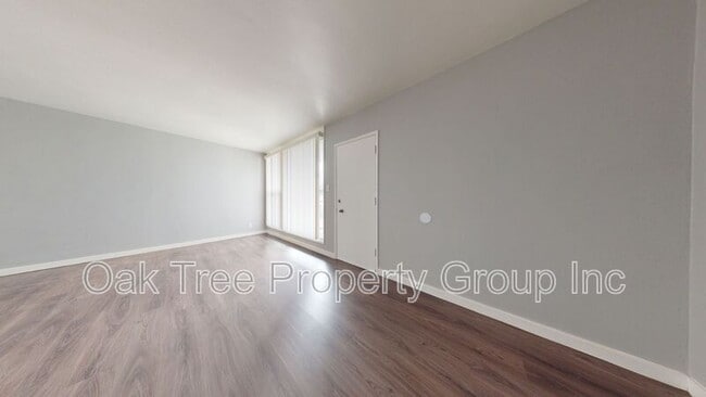 Oak Grove - 444 28th St.