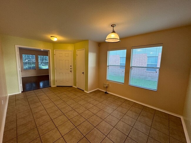 Photo - 5704 Capricorn Loop