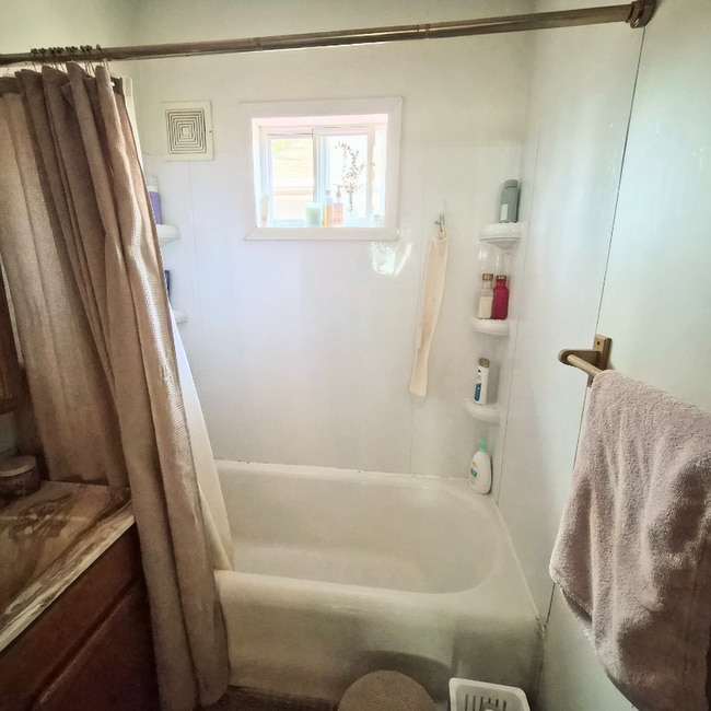 Photo - 114 Fayette Blvd Unit A